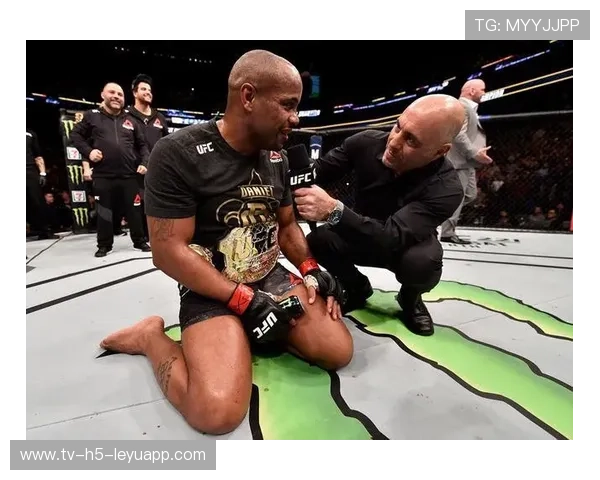 UFC米欧奇力量训练恢复巅峰——探秘终极健将的秘密武器 UFC米欧奇力量训练恢复巅峰——探秘终极健将的秘密武器