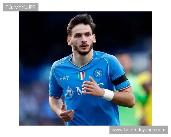 那不勒斯欲买下比利时前锋：豪赌未来，球迷翘首以盼